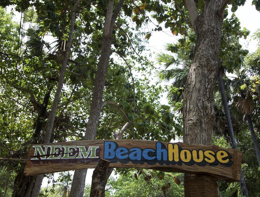 Neem Beach House Тринкомалі Екстер'єр фото